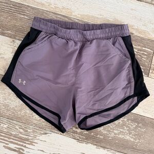 Under Armour Women's Gray and Black Shorts With Pockets Size XS